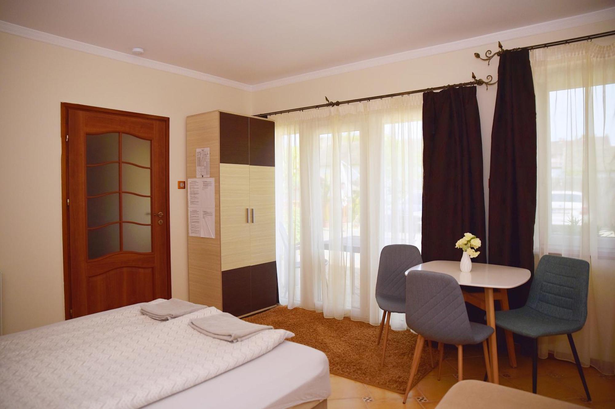 Makotel Apartmanház Exterior foto